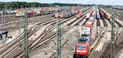 Poland clears major rail junction for airport project